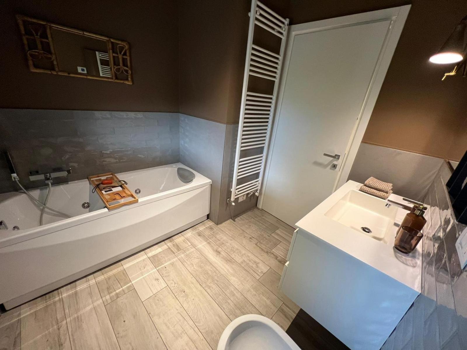 La Bollicina Boutique Apartment And Spa Verbania Exterior photo
